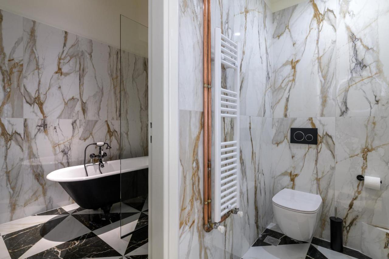 3Bdr Modern Design & Bright Interiors In Plaka Apartment เอเธนส์ ภายนอก รูปภาพ